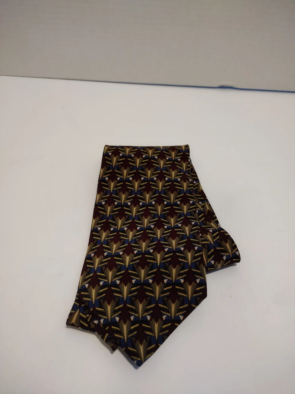 Jhane Barnes Geometric Pattern Silk Tie
